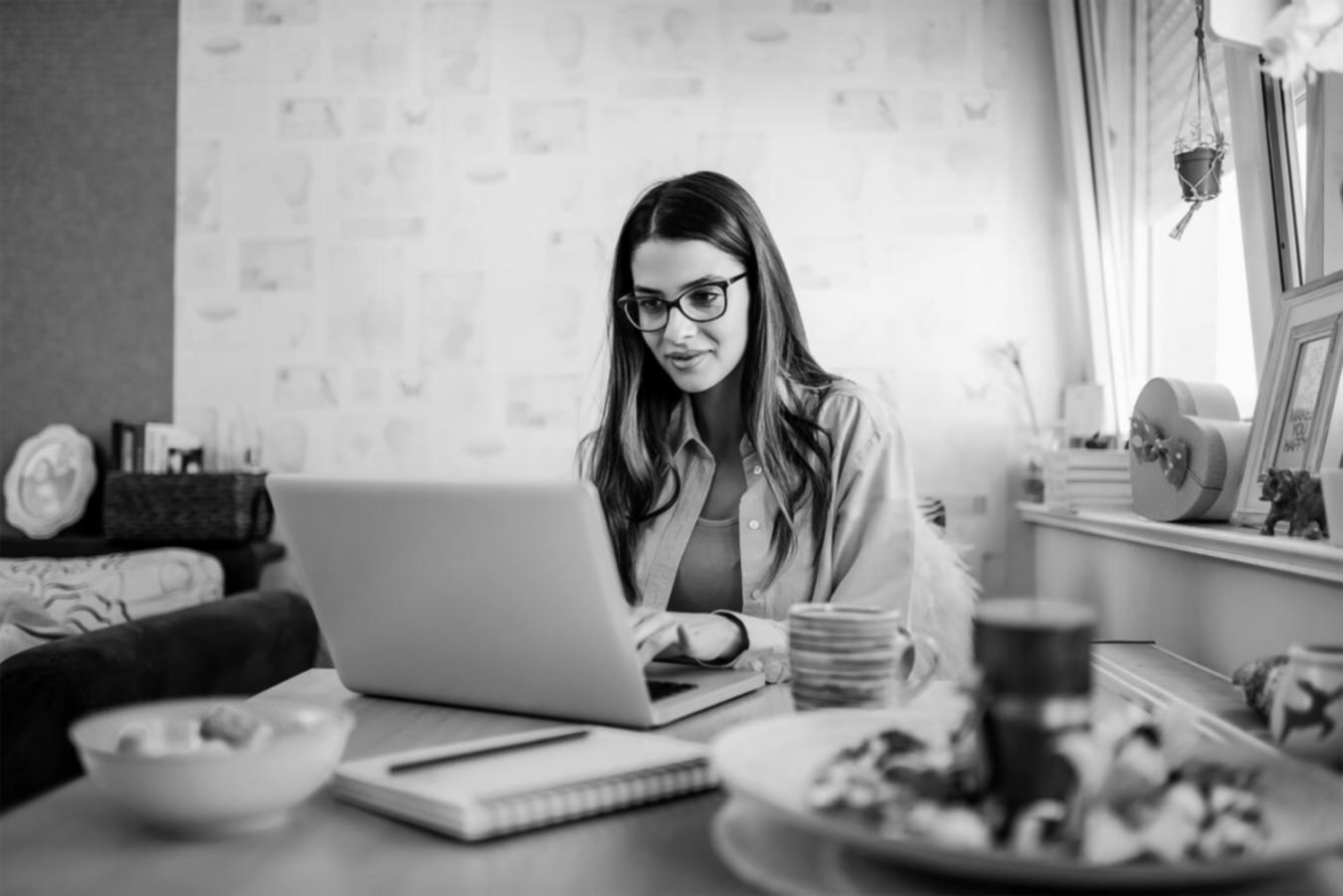 Benchmarking presupuestario avanzado: modelos predictivos y decisiones estratégicas